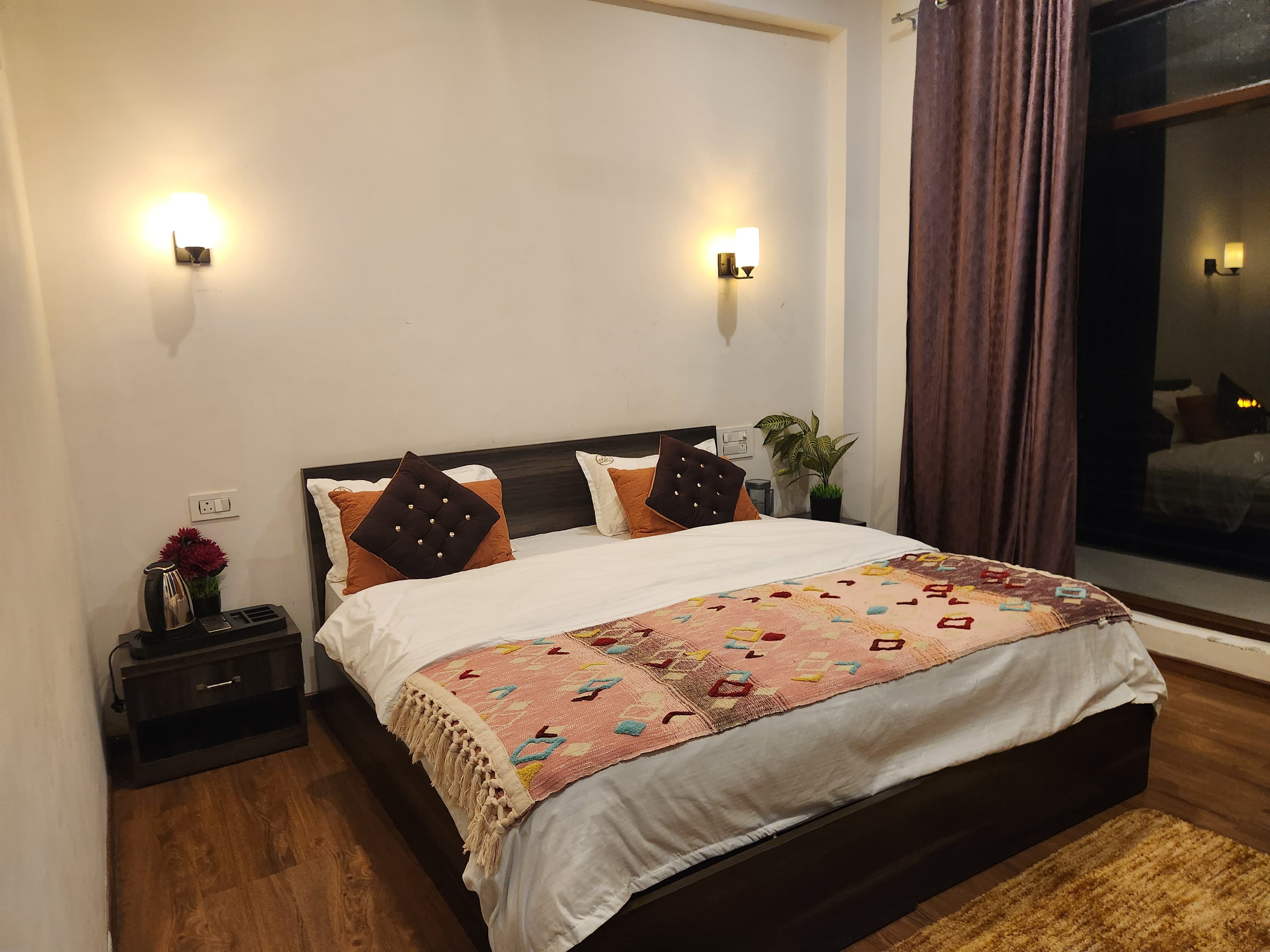 Boutique Suite Room View 8